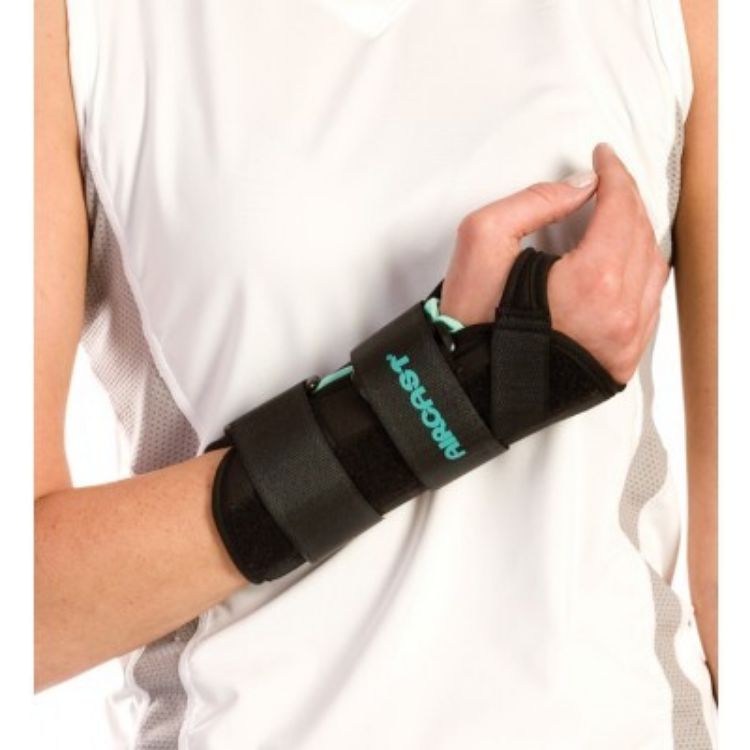 Aircast A2 Wrist Brace