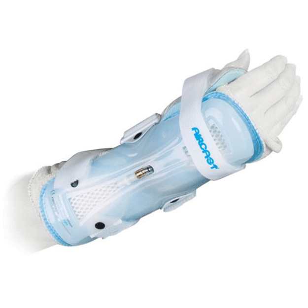 Aircast Stabilair Wrist Brace Right ** NOT AVAILABLE **