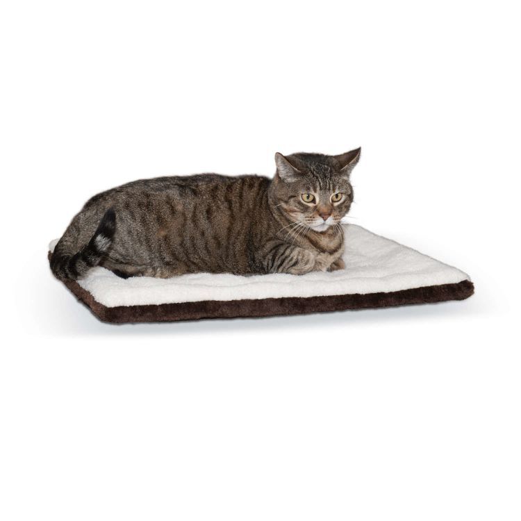 K&H Pet Products Self-warming Pet Pad Oatmeal/Chocolate 21" x 17" x 1"