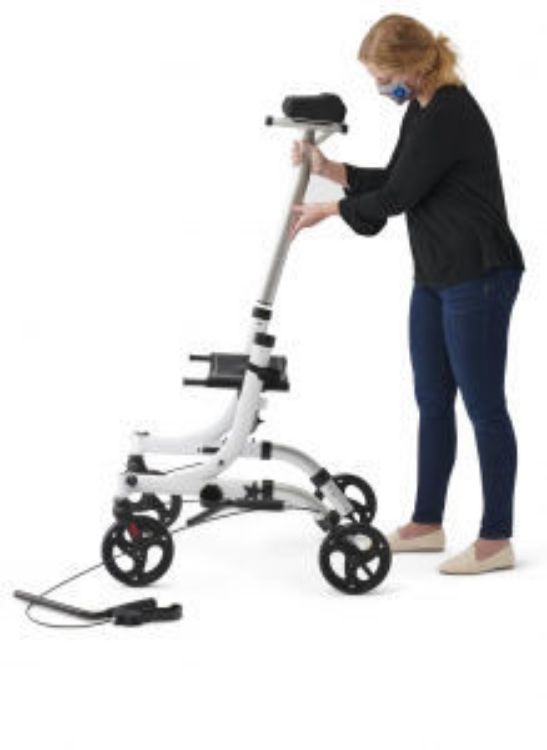 MEDLINE UPRIGHT ALUMINUM ROLLATOR