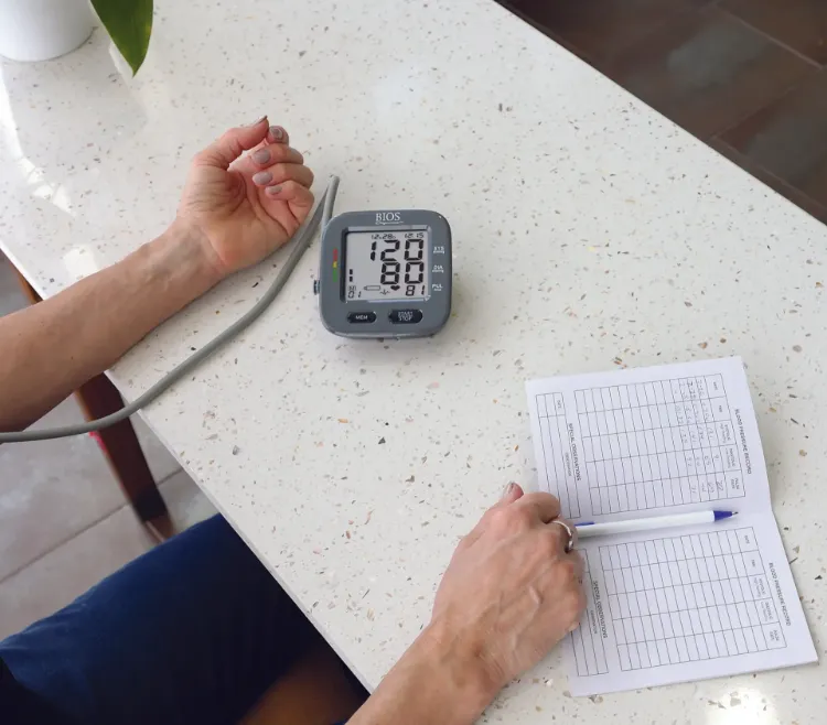 Blood Pressure Monitor Device – Clarity