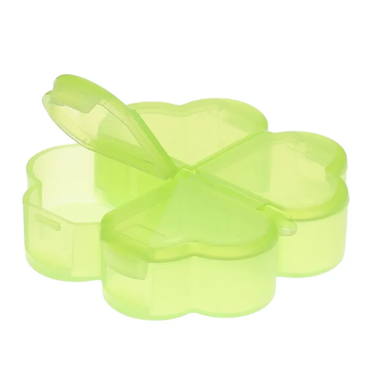 4 Leaf Clover Pillbox in Green