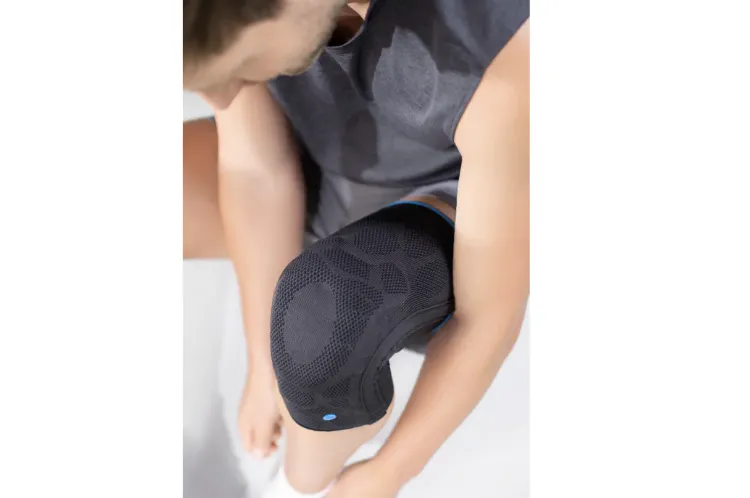 Dynamics Plus Knee Support