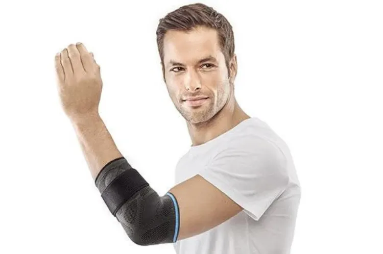 Dynamics Plus elbow bandage