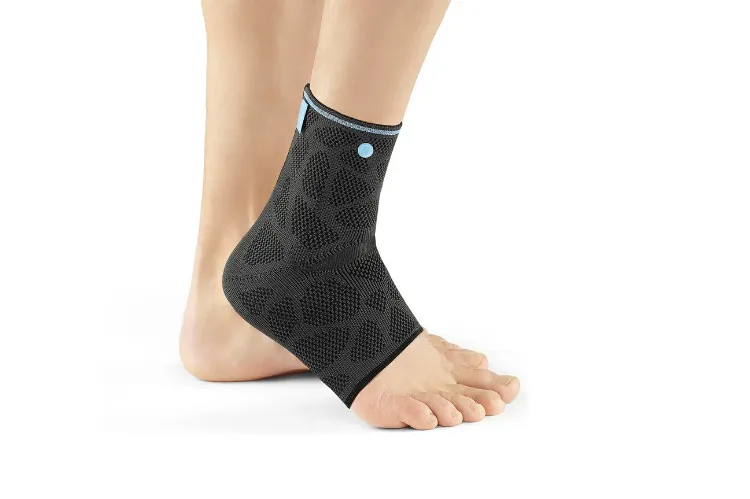 Dynamics Plus Ankle Support