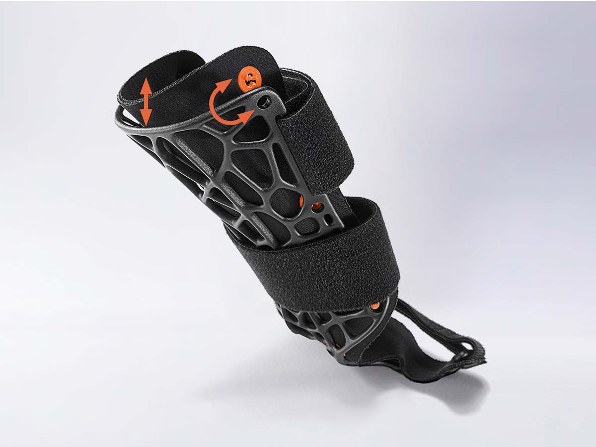 Manu-Cast Organic Wrist Orthosis With Finger and Thumb I For Right Hand ...